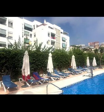 Apartamento A 50m De La Playa Con Piscina Τορρεμολίνος